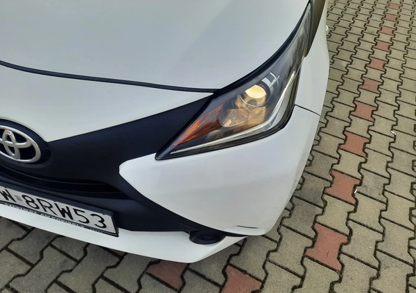 Toyota Aygo cena 26900 przebieg: 75300, rok produkcji 2016 z Wrocław małe 667